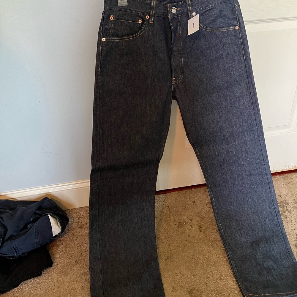 Levi’s jeans 501 slim straight With tags